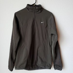 Nike Fit Therma Pullover